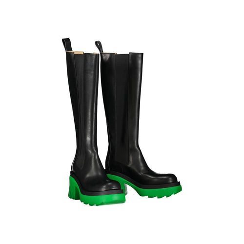 Bottega Veneta Black Leather Flat Boots - Side view