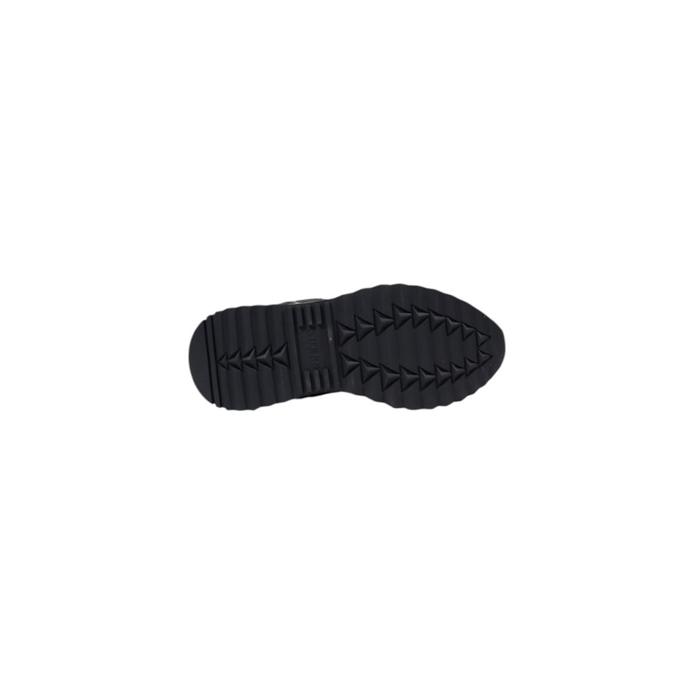 Guess Black Polyethylene Low Top Sneakers - FW25 (Ref. GU14690200009) - Close-up view
