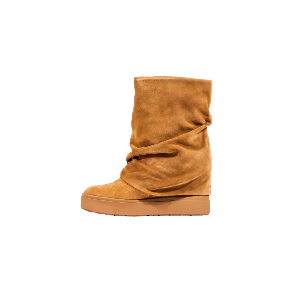 Guess Beige Suede Leather Ankle Boots - Back view